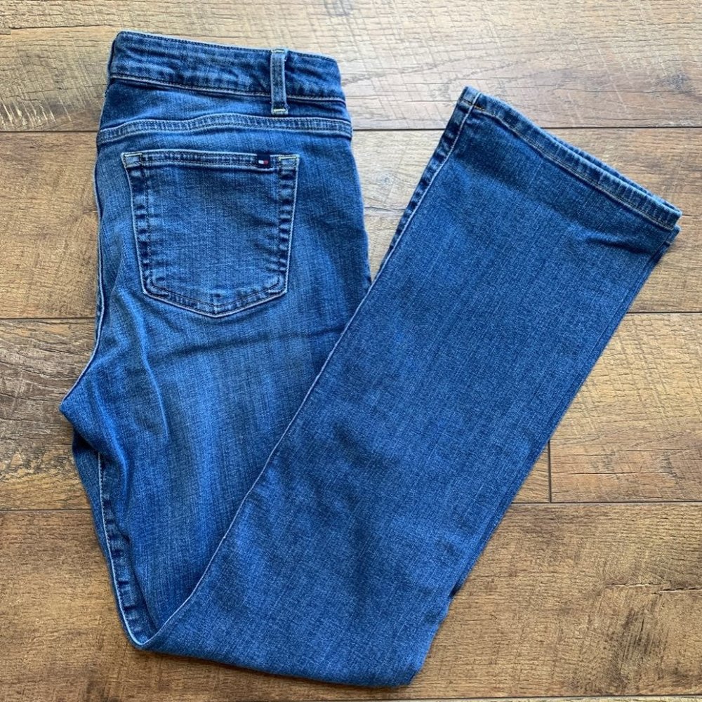 Tommy Hilfiger womens jeans. Bootcut 8R